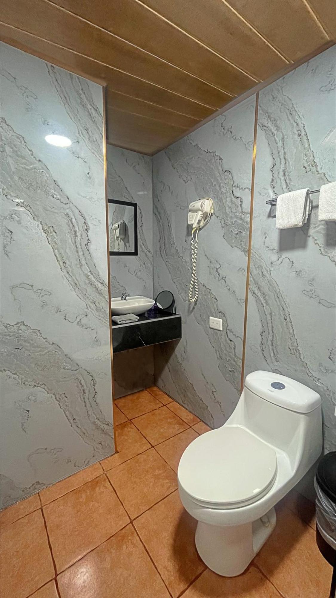Casa Jungle Monteverde B&B Ngoại thất bức ảnh